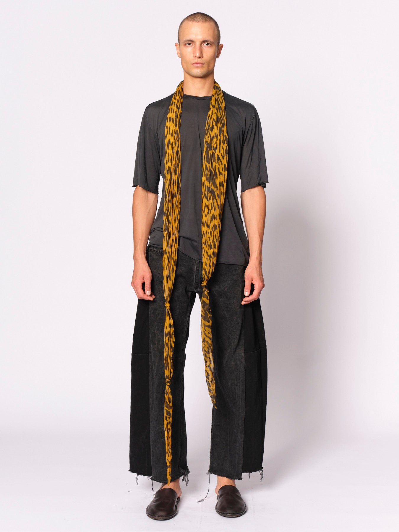 Leopard K Scarf