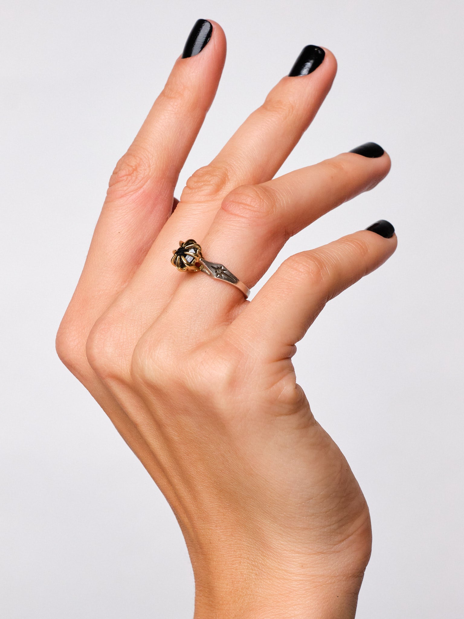 The Queen Ring